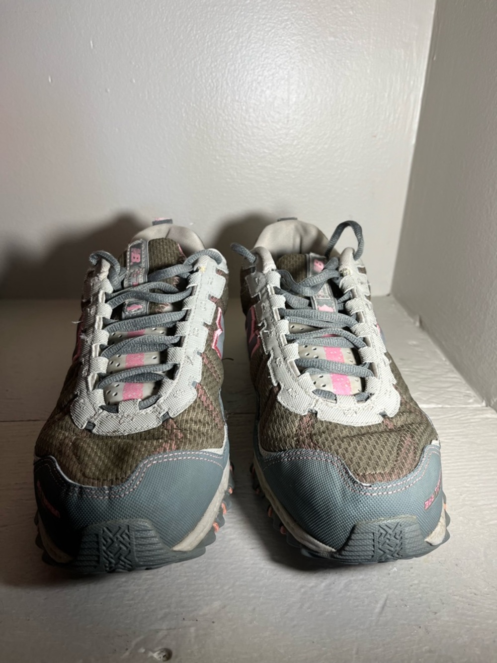 New balance 570 hiking shoes